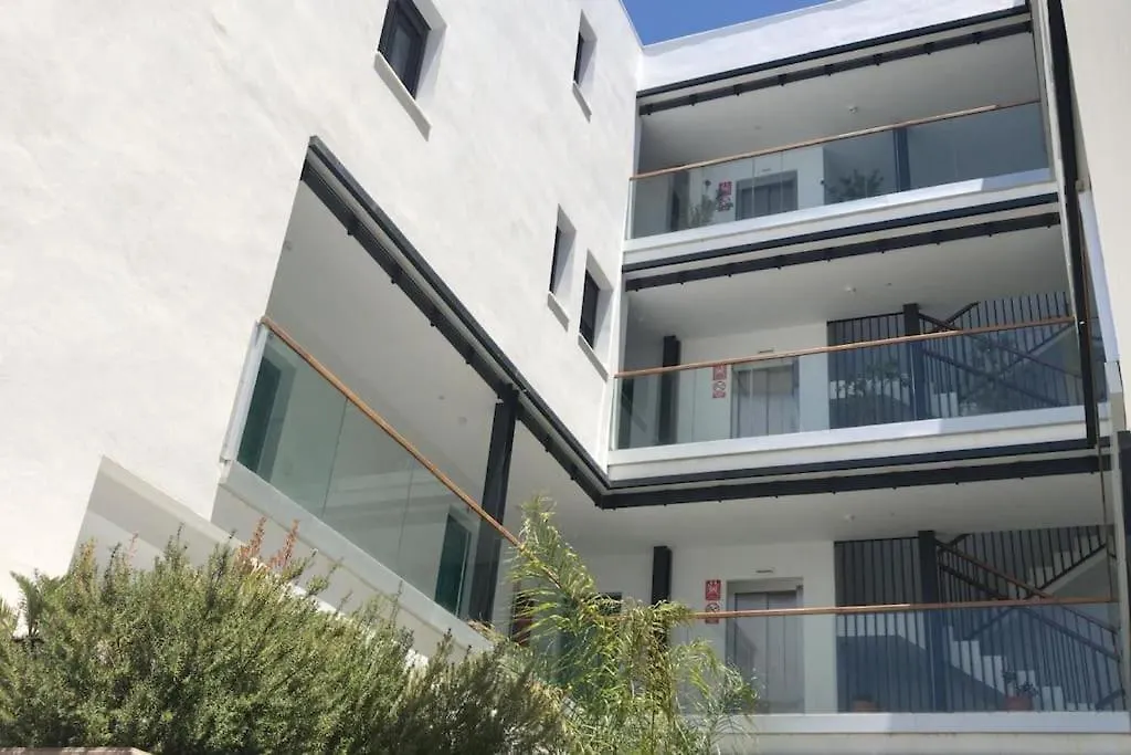 Estudio Moderno, Coqueto, Centrico Y Muy Funcional タリファ アパート